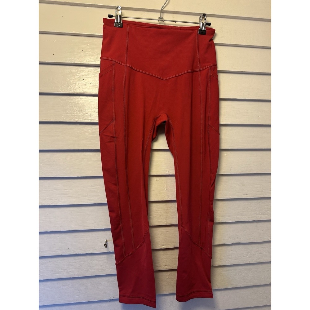 Lululemon All the Right Places Red/Active Run Yoga Size 6
